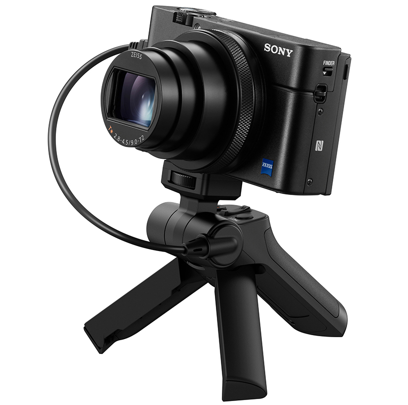 Фотоаппарат Sony Cyber-shot DSC-RX100M7 ручка VCT-SGR1, черный