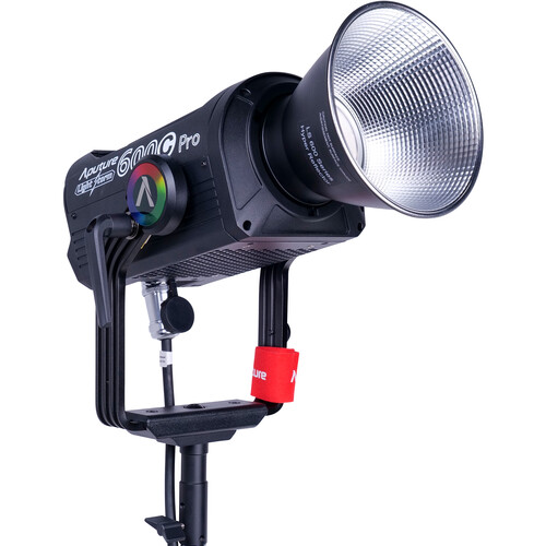 LED прожектор Aputure LS 600c Pro (V-mount)