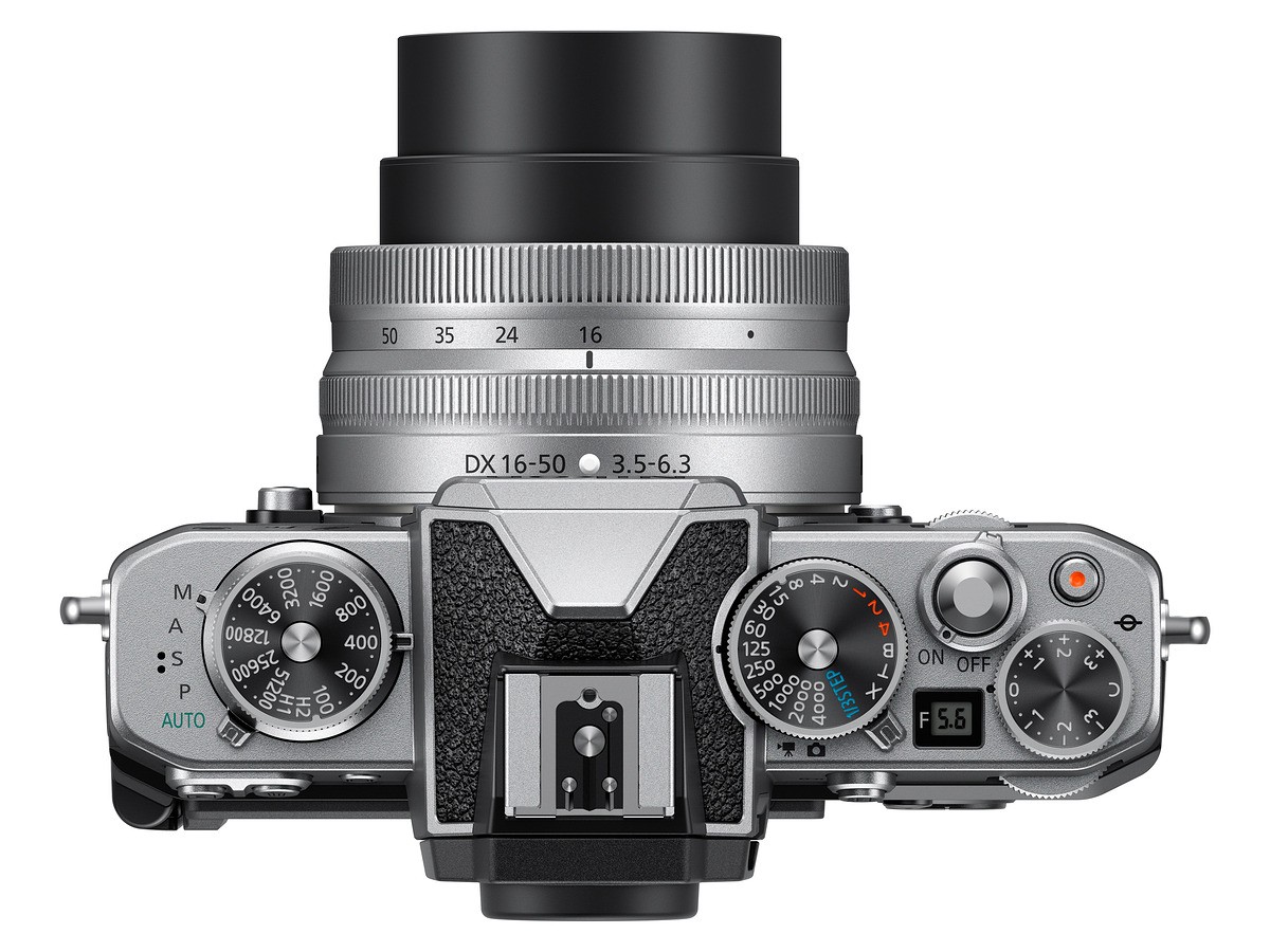 Nikon Z fc Kit Nikkor Z DX 16-50mm f/3.5-6.3 VR