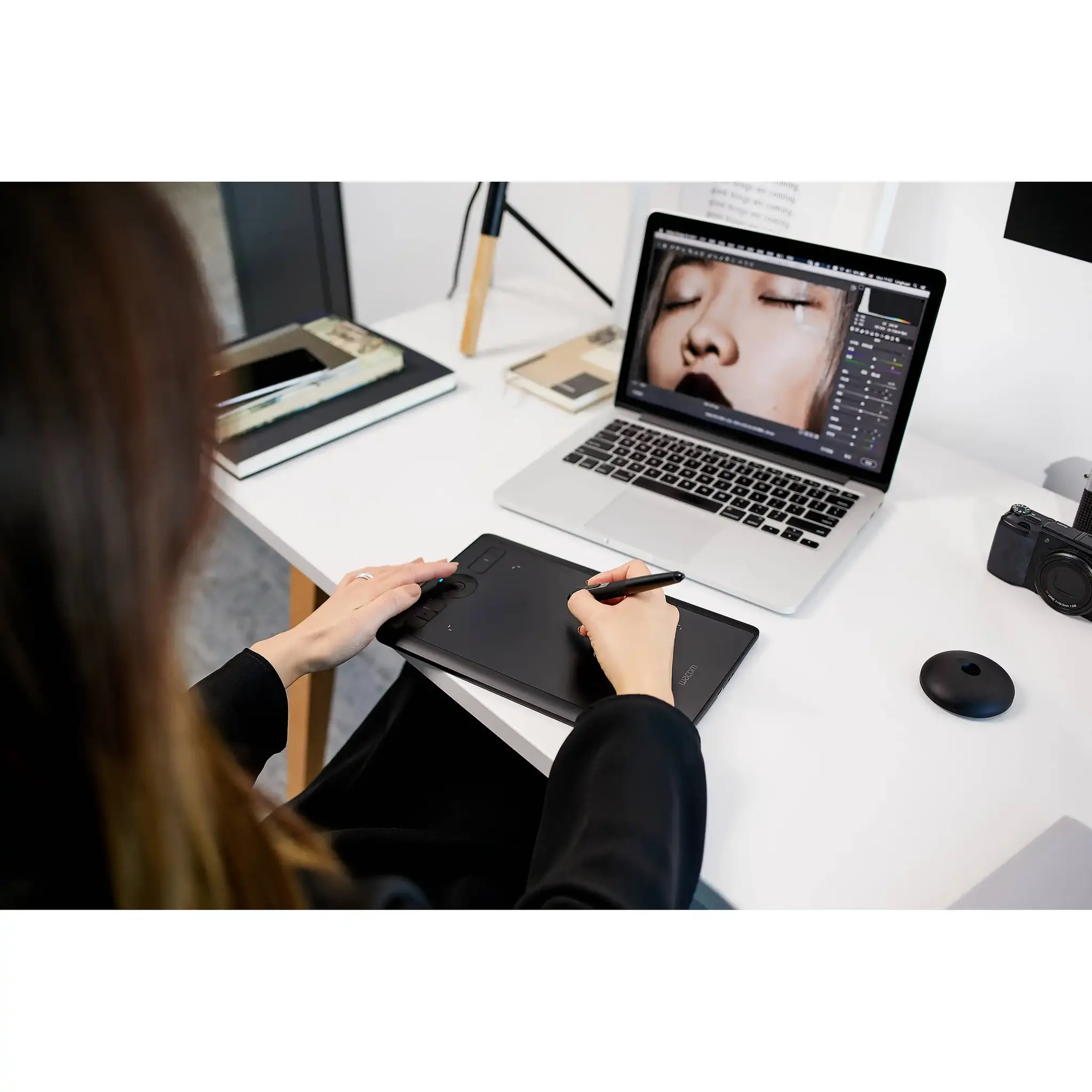 Графический планшет Wacom Intuos Pro Small (PTK470K0B)