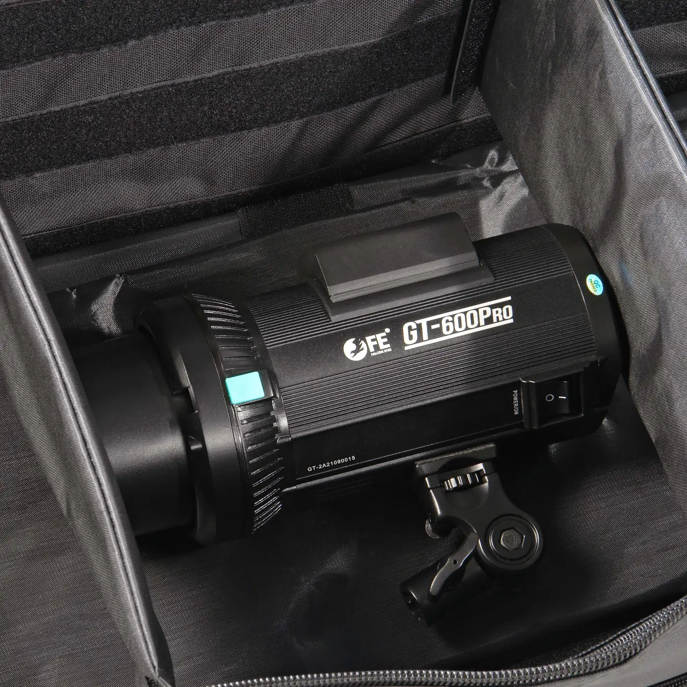 Сумка для студийного оборудования на колесах Falcon Eyes SKB-B5