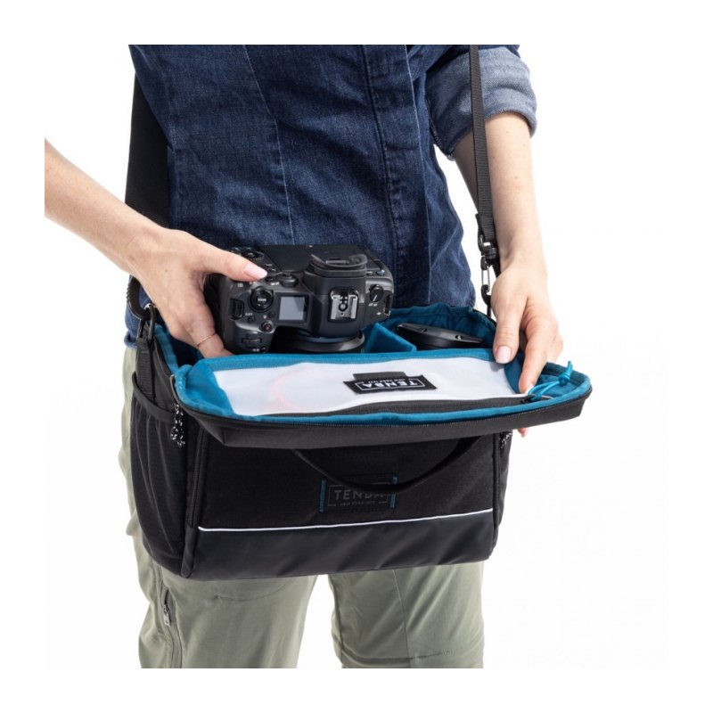 Tenba Skyline v2 Shoulder Bag 12 Black Сумка для фотоаппарата 637-784