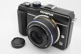 Olympus 17mm f/2.8
